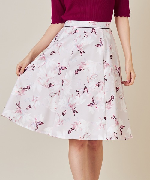 スカート Tocco スカートcloset トッコ クローゼット のファッション 配色ライン入りフラワープリントフレアスカート スカート Tocco