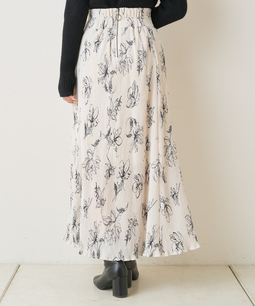 Chico（チコ）の「ラインフラワーロングフレアスカート/マーメイド