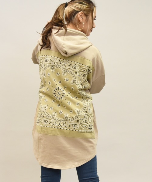 LEAD（リード）の「バンダナremakeBIG SWEAT チュニックPK（パーカー・レディース・ライトアッシュグレー/ミント/ピンク系その他2/ピンク系その他3/イエロー系その他2/パープル系その他2/ブラック/イエロー系その他・FREE）」の19枚目の写真