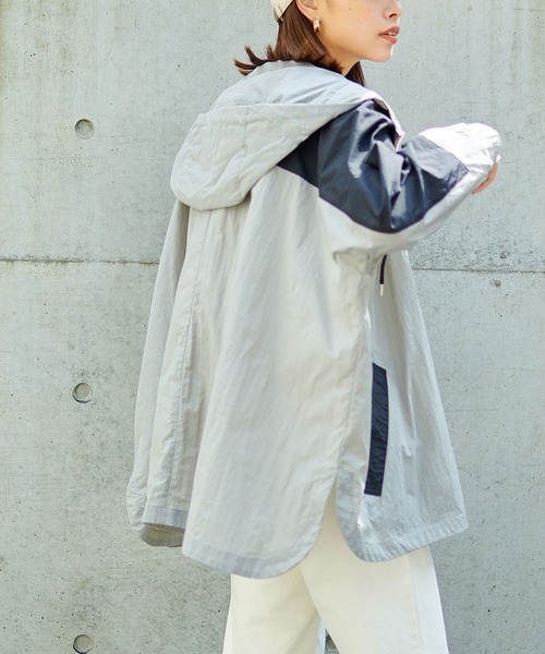 KANGOL EXTRA COMFORT(カンゴールエクストラコンフォート)の「【KANGOL EXTRA COMFORT(カンゴール エクストラ コンフォート)】配色切替ナイロンライトジャケット(ナイロンジャケット・レディース・チャコールグレー/サンドベージュ/カーキ/ライトベージュ/ブラック/ブルーグレー/モカ/ライトグレー/ライラック/グレー/ブラウン・L/LL/M/S)」の5枚目の写真