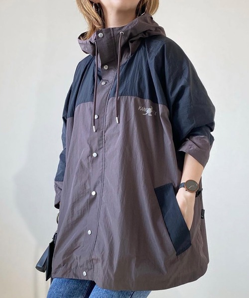 KANGOL EXTRA COMFORT(カンゴールエクストラコンフォート)の「【KANGOL EXTRA COMFORT(カンゴール エクストラ コンフォート)】配色切替ナイロンライトジャケット(ナイロンジャケット・レディース・チャコールグレー/サンドベージュ/カーキ/ライトベージュ/ブラック/ブルーグレー/モカ/ライトグレー/ライラック/グレー/ブラウン・L/LL/M/S)」の8枚目の写真