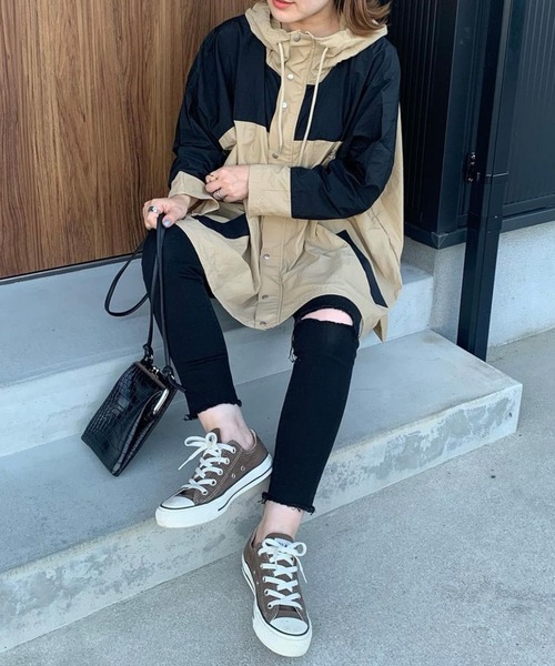 KANGOL EXTRA COMFORT(カンゴールエクストラコンフォート)の「【KANGOL EXTRA COMFORT(カンゴール エクストラ コンフォート)】配色切替ナイロンライトジャケット(ナイロンジャケット・レディース・チャコールグレー/サンドベージュ/カーキ/ライトベージュ/ブラック/ブルーグレー/モカ/ライトグレー/ライラック/グレー/ブラウン・L/LL/M/S)」の12枚目の写真