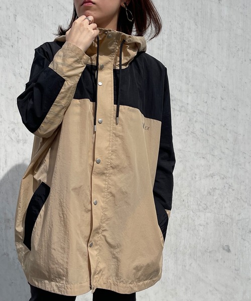 KANGOL EXTRA COMFORT(カンゴールエクストラコンフォート)の「【KANGOL EXTRA COMFORT(カンゴール エクストラ コンフォート)】配色切替ナイロンライトジャケット(ナイロンジャケット・レディース・チャコールグレー/サンドベージュ/カーキ/ライトベージュ/ブラック/ブルーグレー/モカ/ライトグレー/ライラック/グレー/ブラウン・L/LL/M/S)」の16枚目の写真