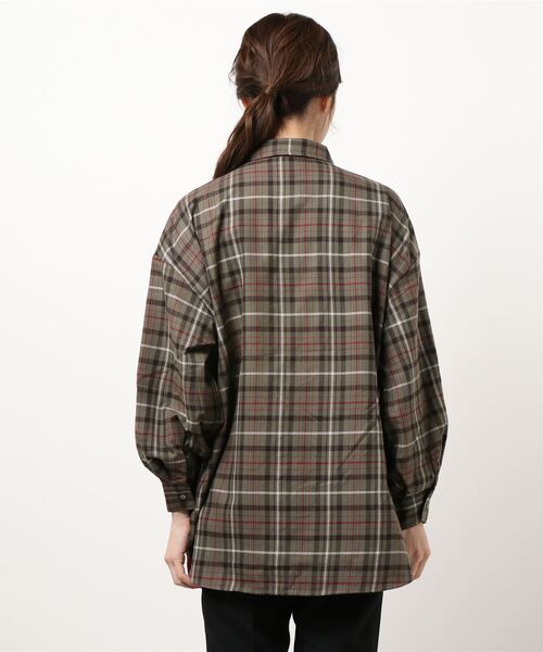 RAG MACHINE（ラグマシーン）の「【RAG MACHINE】ゆったり袖ボリュームシャツ（シャツ/ブラウス・レディース・オリーブ×ブラック/ベージュ/グレー/ブルー/イエロー/ホワイト×ブラック・L/M）」の8枚目の写真