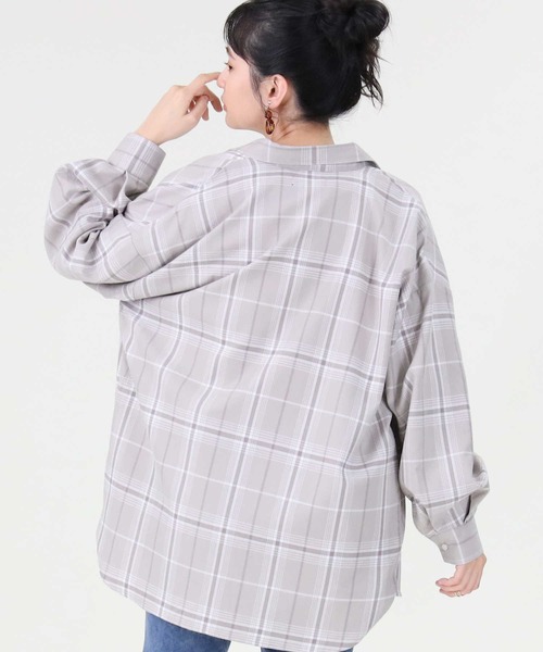 RAG MACHINE（ラグマシーン）の「【RAG MACHINE】ゆったり袖ボリュームシャツ（シャツ/ブラウス・レディース・オリーブ×ブラック/ベージュ/グレー/ブルー/イエロー/ホワイト×ブラック・L/M）」の13枚目の写真