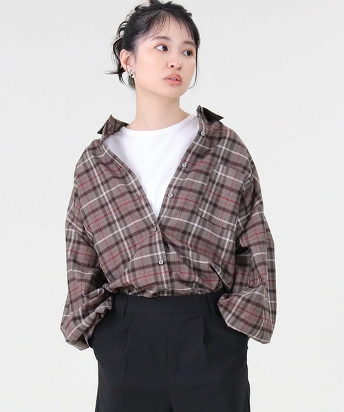 RAG MACHINE（ラグマシーン）の「【RAG MACHINE】ゆったり袖ボリュームシャツ（シャツ/ブラウス・レディース・オリーブ×ブラック/ベージュ/グレー/ブルー/イエロー/ホワイト×ブラック・L/M）」の21枚目の写真