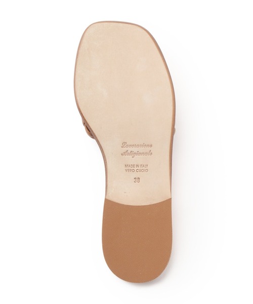 Spick & Span（スピックアンドスパン）の「【MAURO de BARI】フラットサンダル◆（サンダル・レディース・ブラウン系その他/ベージュ・38/36/37）」の11枚目の写真