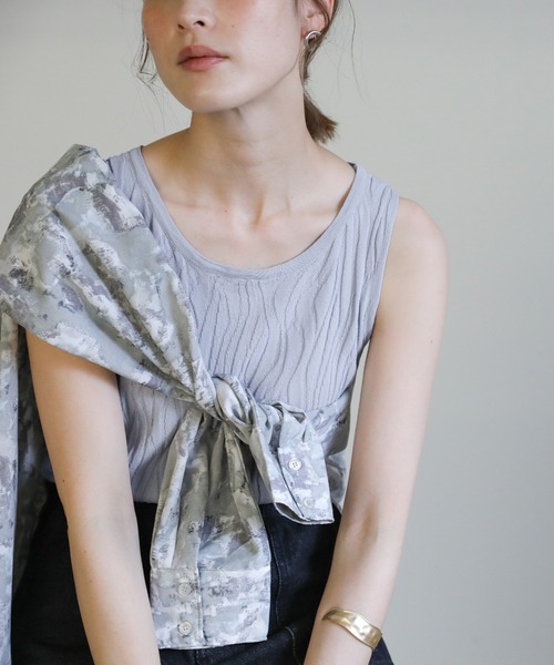 select MOCA（セレクトモカ）の「2021 SS ウェーブデザインタンクトップ（タンクトップ・レディース・サックスブルー/ホワイト/ライトオリーブ/ラベンダー・FREE）」の3枚目の写真