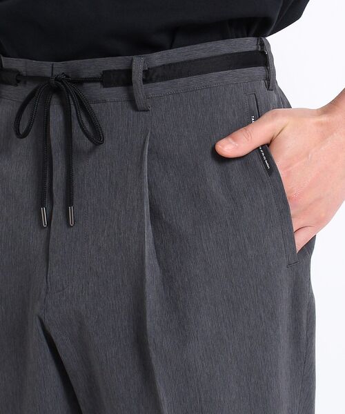 TAKEO KIKUCHI(タケオキクチ)の「◆4WAY リップストップ シャンブレー イージーパンツ(スーツパンツ・メンズ・サンドベージュ/ブラック/ネイビー/チャコールグレー・03/02/04/01)」の19枚目の写真