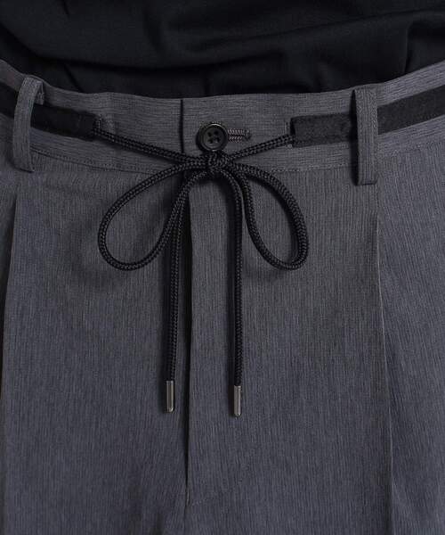 TAKEO KIKUCHI(タケオキクチ)の「◆4WAY リップストップ シャンブレー イージーパンツ(スーツパンツ・メンズ・サンドベージュ/ブラック/ネイビー/チャコールグレー・03/02/04/01)」の22枚目の写真