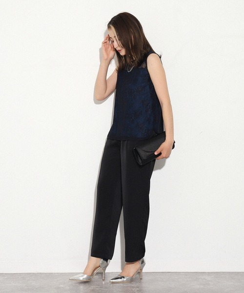 AULI（アウリィ）の「【低身長向けサイズ】サテンリラックスパンツ（その他パンツ・レディース・ブラック/ブルーグリーン/グレイッシュベージュ・XS）」の6枚目の写真