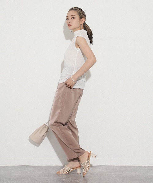 AULI（アウリィ）の「【低身長向けサイズ】サテンリラックスパンツ（その他パンツ・レディース・ブラック/ブルーグリーン/グレイッシュベージュ・XS）」の18枚目の写真