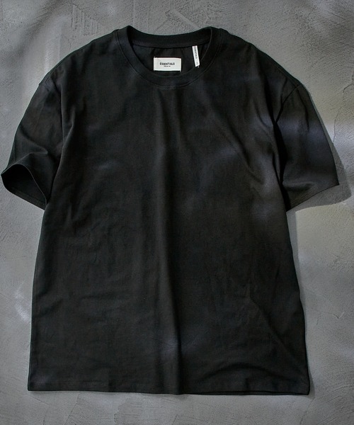 FOG ESSENTIALS（エフオージーエッセンシャルズ）の「【FOG ESSENTIALS/エフオージーエッセンシャルズ】Boxy Graphic/ボクシー グラフィック プリントTシャツ/ユニセックス（Tシャツ/カットソー・メンズ・ホワイト/ブラック/グレー・SMALL/MEDIUM/LARGE/X-LARGE）」の4枚目の写真