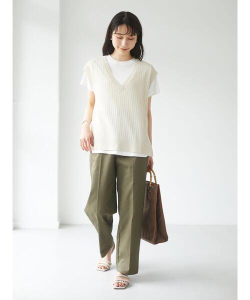 Green　Parks（グリーンパークス）の「すかし柄ニットベスト＊（ベスト・レディース・イエロー/チャコールグレー/ライトベージュ/アイボリー・FREE）」の7枚目の写真