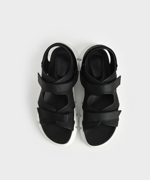 CHARLES & KEITH（チャールズ & キース）の「チャンキースポーツサンダル / Chunky Sports Sandals（スニーカー・レディース・ベージュ/ブラック/ホワイト・22.5cm/23cm/23.5cm/24.5cm/25cm/25.5cm）」の17枚目の写真