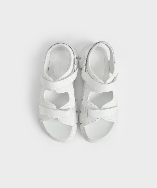 CHARLES & KEITH（チャールズ & キース）の「チャンキースポーツサンダル / Chunky Sports Sandals（スニーカー・レディース・ベージュ/ブラック/ホワイト・22.5cm/23cm/23.5cm/24.5cm/25cm/25.5cm）」の10枚目の写真