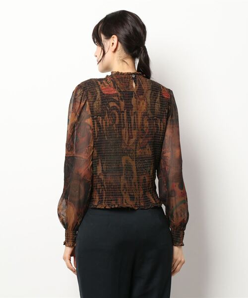 Desigual（デシグアル）の「シャーリング&プリント ブラウス（シャツ/ブラウス・レディース・ブラウン・2L/S/M/L）」の3枚目の写真