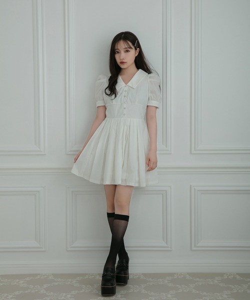 ANDGEEBEE（アンジービー）の「タックスカートシャツワンピ（シャツワンピース・レディース・ライトベージュ/ホワイト・MEDIUM）」の9枚目の写真