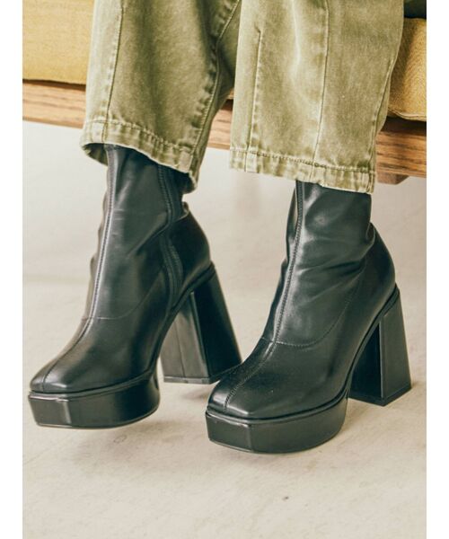 EVRIS（エヴリス）の「スリムチャンキーブーツ（ブーツ・レディース・ブラック/ブラウン/アイボリー/その他1・SMALL/MEDIUM/LARGE）」の22枚目の写真