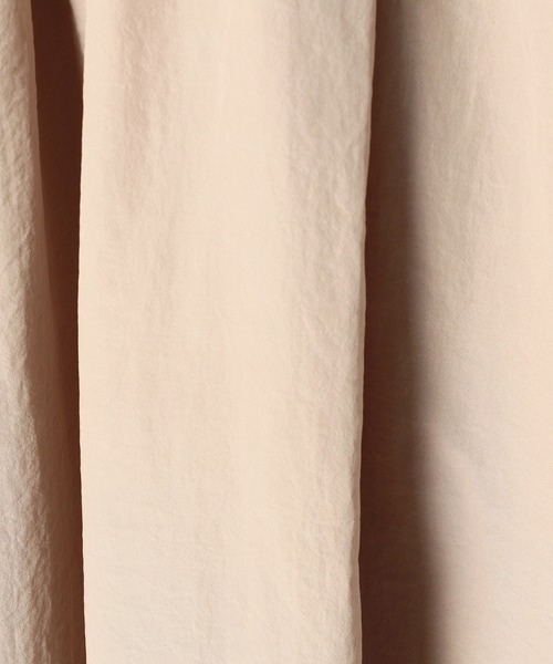 Comme Ca Mature(コムサマチュア)の「ボリュームスリーブ ワンピース(ワンピース・レディース・ベージュ/ブラウン/チャコール・FREE)」の9枚目の写真