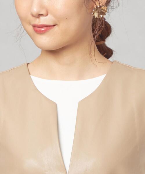 Torrazzo Donna（トラッゾドンナ）の「＜TORRAZZO DONNA（トラッゾドンナ）＞フェイクレザー スリットネック ジャンパースカート（ジャンパースカート・レディース・ブラック/ベージュ・FREE）」の7枚目の写真