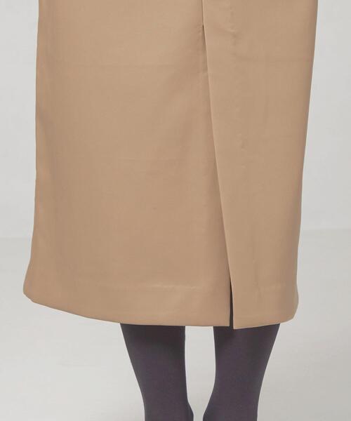 Torrazzo Donna（トラッゾドンナ）の「＜TORRAZZO DONNA（トラッゾドンナ）＞フェイクレザー スリットネック ジャンパースカート（ジャンパースカート・レディース・ブラック/ベージュ・FREE）」の3枚目の写真