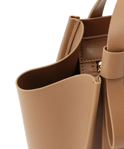 ROPE' PICNIC（ロペピクニック）の「【軽量】フラットリボンハンドルミドルトート＆ショルダーバッグ（トートバッグ・レディース・ブラック/キャメル/ピンク系その他2・FREE）」の9枚目の写真