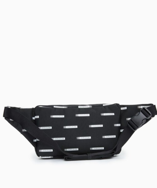 Calvin Klein Jeans Accessory（カルバン・クラインジーンズアクセサリー）の「Allover Print Logo ボディバッグ（ボディバッグ/ウエストポーチ・メンズ・ブラック×ホワイト・FREE）」の4枚目の写真