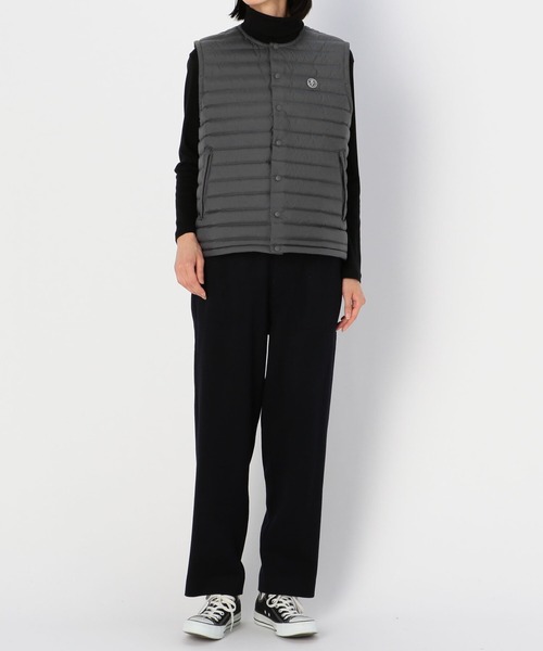 ORCIVAL(オーシバル)の「【ORCIVAL】インナーダウン クルーネックベスト WOMEN(ダウンベスト・レディース・アイボリー/チャコール/ネイビー・1/2)」の14枚目の写真