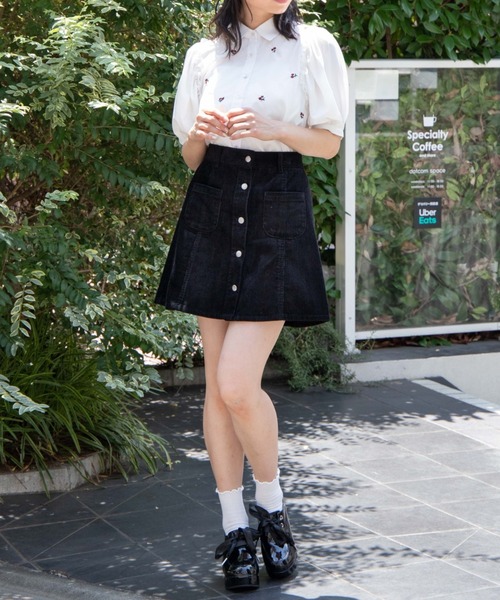 WEGO（ウィゴー）の「WEGO/コーデュロイ前ポケットミニスカート（スカート・レディース・ベージュ/サックスブルー/ブラック・SMALL/MEDIUM）」の12枚目の写真