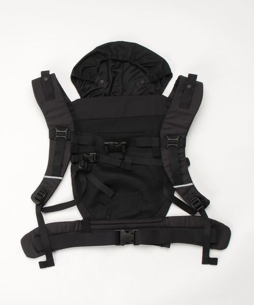 THE NORTH FACE(ザノースフェイス)の「THE NORTH FACE/ザ・ノースフェイス Baby Compact Carrier ベビーコンパクトキャリアー スリング NMB82150(抱っこ紐/ベルトカバー/スリング・レディース・オリーブ/ブラック・FREE)」の4枚目の写真