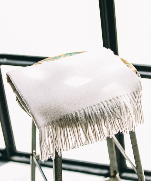 Andemiu（アンデミュウ）の「ソフトタッチストール954972（ストール/ショール・レディース・ブルー/ベージュ/ライトグレー・FREE）」の18枚目の写真