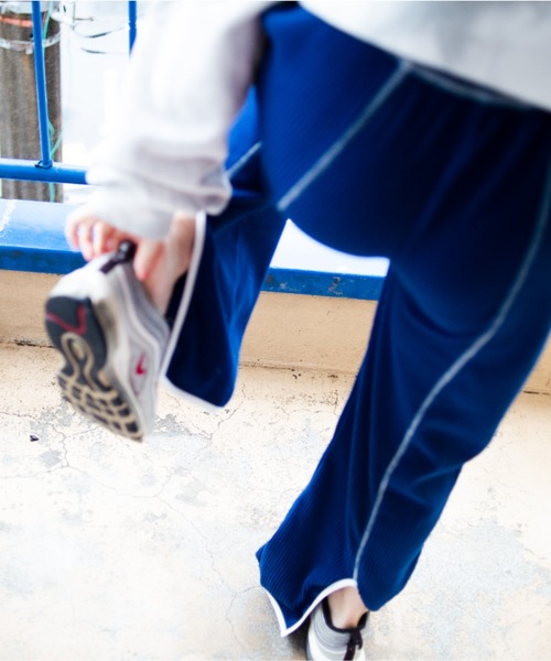 Kastane（カスタネ）の「【コラボアイテム】Yuri Hanamori コラボ パイピングパンツ（その他パンツ・レディース・ブルー/オフホワイト・FREE）」の15枚目の写真