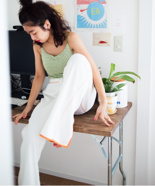 Kastane（カスタネ）の「【コラボアイテム】Yuri Hanamori コラボ パイピングパンツ（その他パンツ・レディース・ブルー/オフホワイト・FREE）」の8枚目の写真