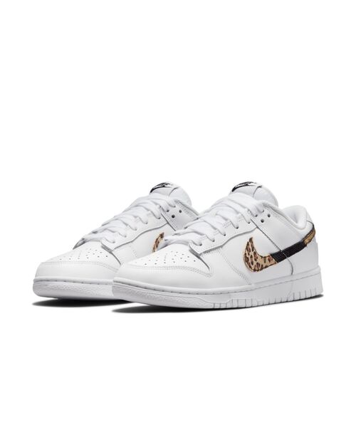 NIKE(ナイキ)の「ナイキ ダンク LOW SE ウィメンズシューズ / Nike Dunk Low SE <22.5-29cm 展開>(スニーカー・レディース・ホワイト/ブラック・23/24/25/26/27/28/29/28.5/25.5/26.5/27.5/22.5/24.5/23.5)」の10枚目の写真