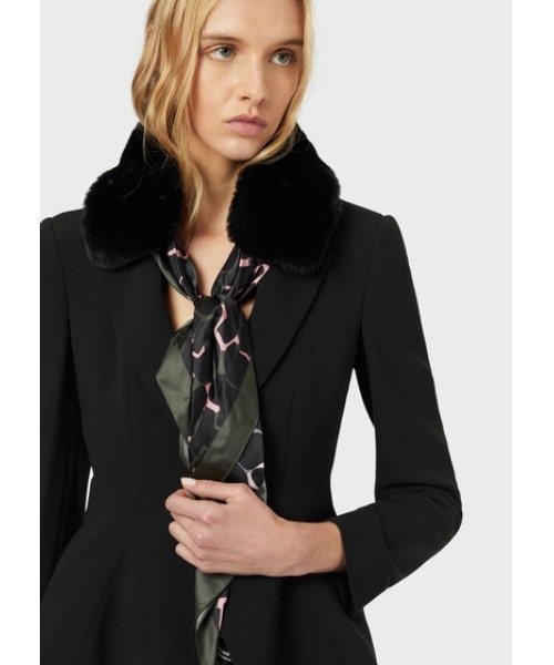 EMPORIO ARMANI（エンポリオアルマーニ）の「【エンポリオ アルマーニ】EMPORIO ARMANI スカーフ付きティペット（ストール/ショール・レディース・ブラック/ダークパープル・FREE）」の3枚目の写真