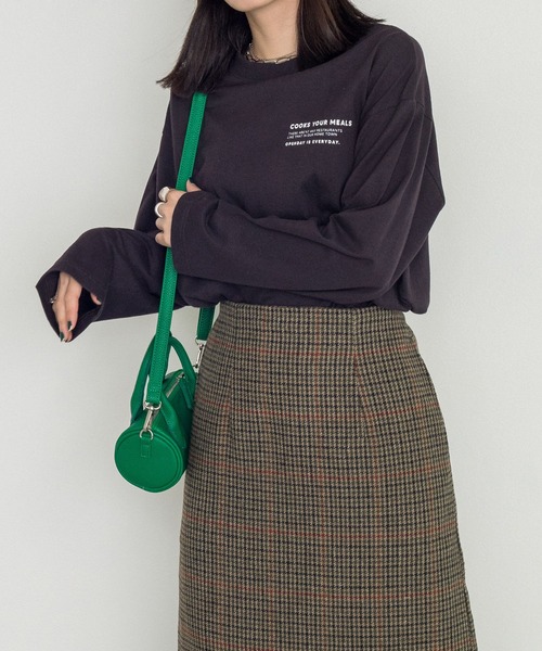 w closet（ダブルクローゼット）の「スモールロゴロンTee（Tシャツ/カットソー・レディース・ライトグリーン系/スミクロ/ラベンダー/オフホワイト・FREE）」の3枚目の写真