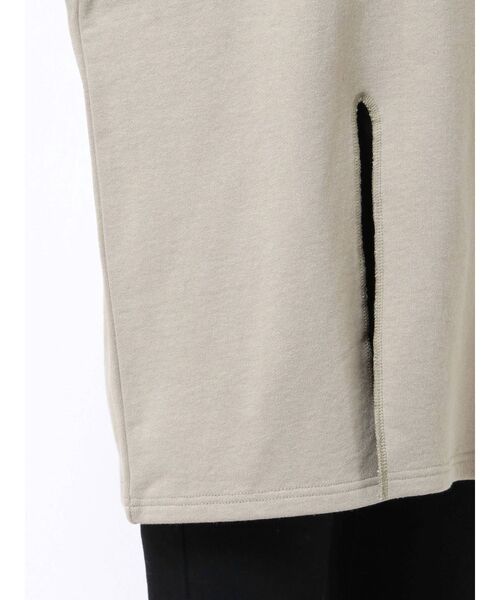 EMODA（エモダ）の「スリットロングプルオーバー（Tシャツ/カットソー・レディース・ホワイト/ブラック/ベージュ・FREE）」の14枚目の写真
