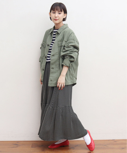 My Fav. CHILD WOMAN(マイファブチャイルドウーマン)の「綿ツイル 硫化染めBIGアーミージャケット(ミリタリージャケット・レディース・カーキ・FREE)」の13枚目の写真