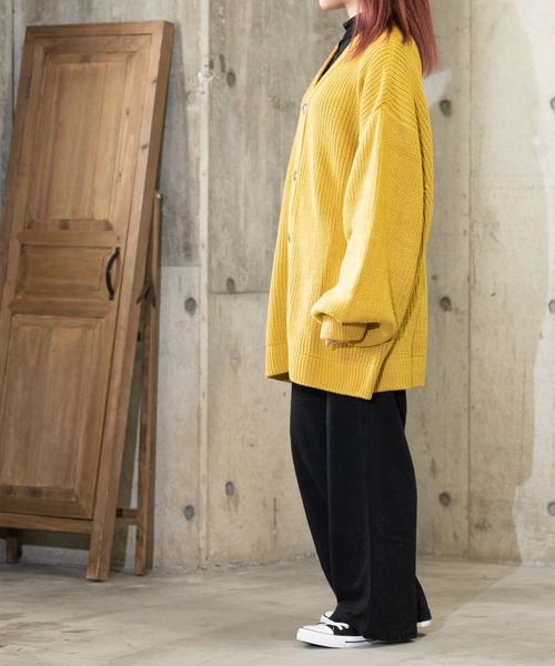 JOHN'S CLOSET（ジョンズクローゼット）の「【i】畦編みVネックバルーンスリーブルーズカーディガン（カーディガン/ボレロ・メンズ・ホワイト/チャコールグレー/サックスブルー/モカ/グリーン/ブラック/マスタード・MEDIUM/LARGE）」の13枚目の写真