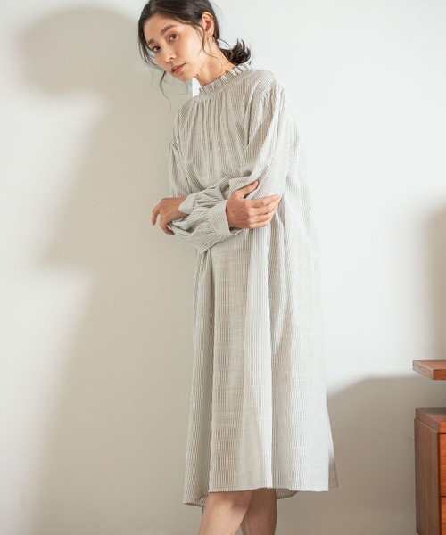 LEPSIM（レプシィム）の「【前後2WAYで着られる】チビスタンドワンピース　262579（ワンピース・レディース・オフホワイト/チャコールグレー/ブラック・FREE）」の10枚目の写真