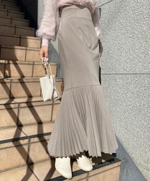 動くたびに素敵に揺れる。プリーツマーメイドスカート【S.Mサイズ】