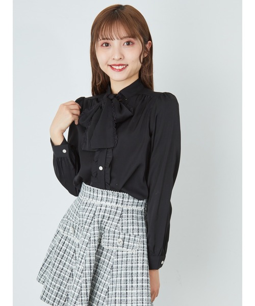 Ank Rouge（アンクルージュ）の「レースフリルリボンタイブラウス（シャツ/ブラウス・レディース・オフホワイト/ブラック/ピンク・M）」の3枚目の写真