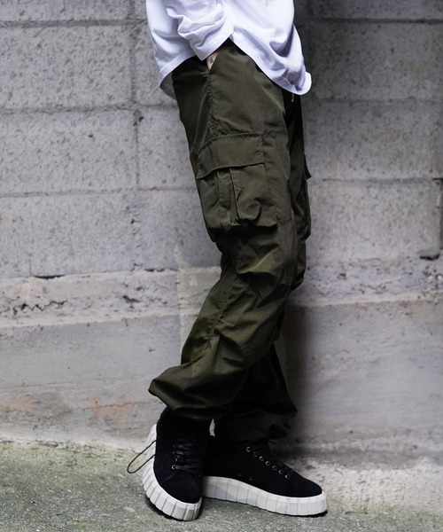 G.O.C（ジーオーシー）の「2WAY タック デザイン カーゴパンツ（カーゴパンツ・メンズ・ブラック/グレー/カーキ・MEDIUM/LARGE）」の18枚目の写真