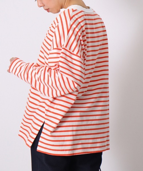 sara&cake（サラアンドケイク）の「キーネックサイドスリットオーバーサイズボーダーロングスリーブカットソー（Tシャツ/カットソー・レディース・ブラック/ブルー/オレンジ・FREE）」の12枚目の写真