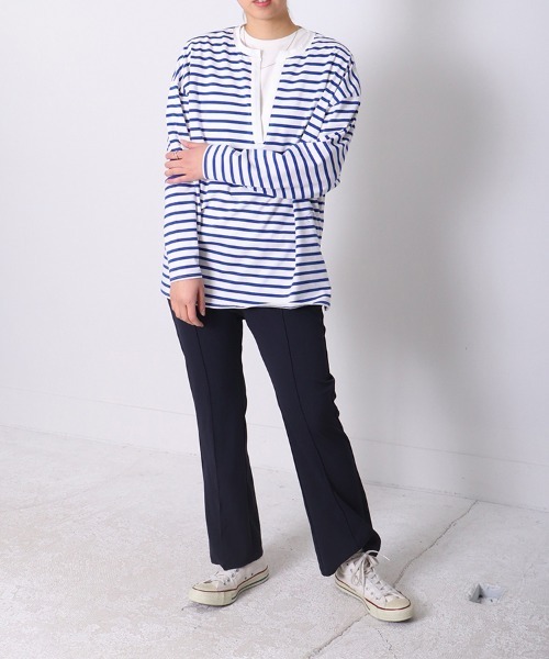 sara&cake（サラアンドケイク）の「キーネックサイドスリットオーバーサイズボーダーロングスリーブカットソー（Tシャツ/カットソー・レディース・ブラック/ブルー/オレンジ・FREE）」の19枚目の写真