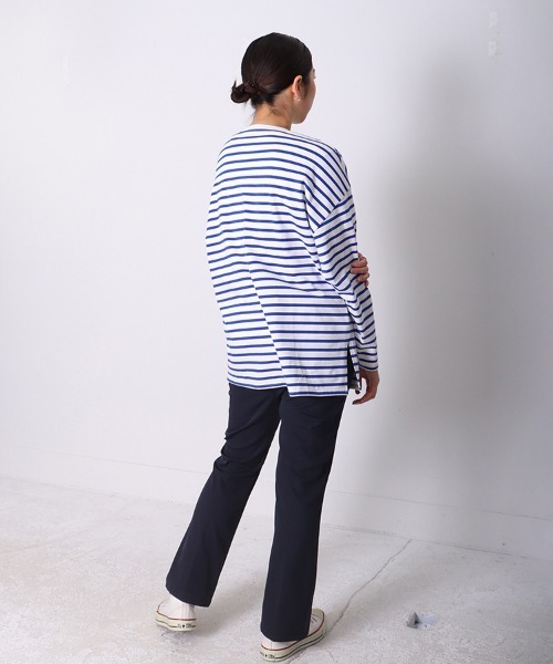 sara&cake（サラアンドケイク）の「キーネックサイドスリットオーバーサイズボーダーロングスリーブカットソー（Tシャツ/カットソー・レディース・ブラック/ブルー/オレンジ・FREE）」の11枚目の写真