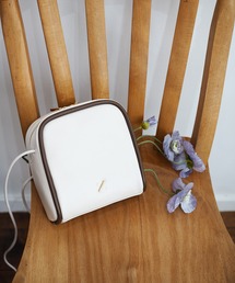 R/b nestle to BEAURE | Rb カウレザー ２tone Square Shoulder(ショルダーバッグ)