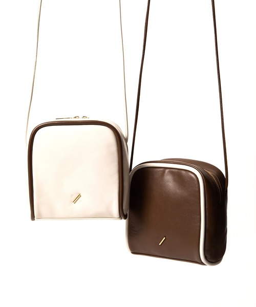 R/b nestle to BEAURE（アールビー）の「Rb カウレザー ２tone Square Shoulder（ショルダーバッグ・レディース・ブラウン/ベージュ/アイボリー/ブラック・FREE）」の17枚目の写真