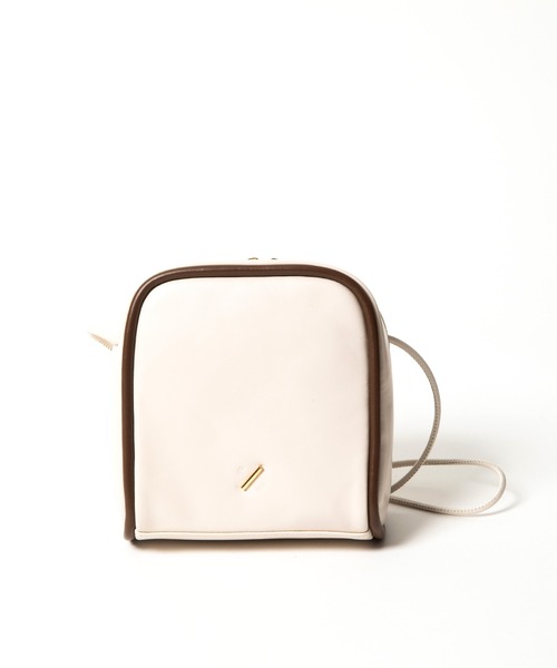 R/b nestle to BEAURE（アールビー）の「Rb カウレザー ２tone Square Shoulder（ショルダーバッグ・レディース・ブラウン/ベージュ/アイボリー/ブラック・FREE）」の19枚目の写真